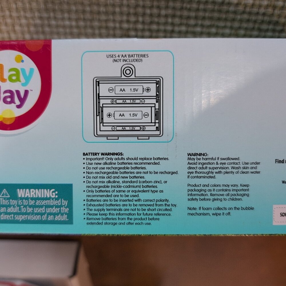 Play Day Bubble Leaf Blower, 4 Fluid Ounces of Bubbles, Children Ages 3+ - Picture 5 of 5